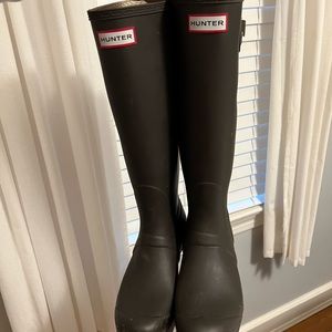 Women’s size 10 hunter boots